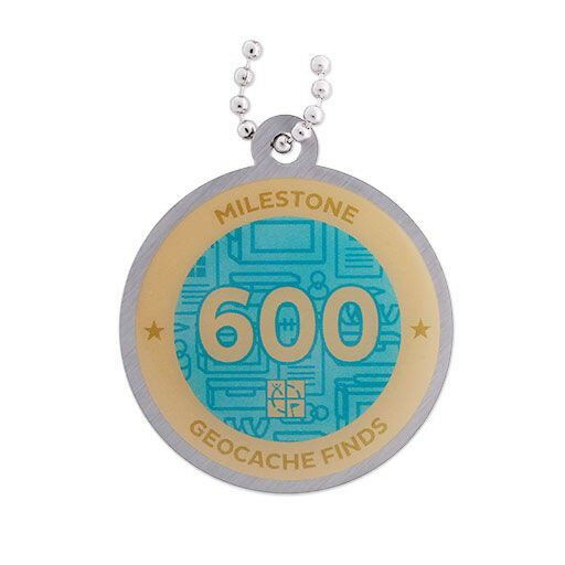 Finds -   600 Finds Milestone set