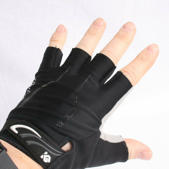 Bike gloves Coolchange black half covered